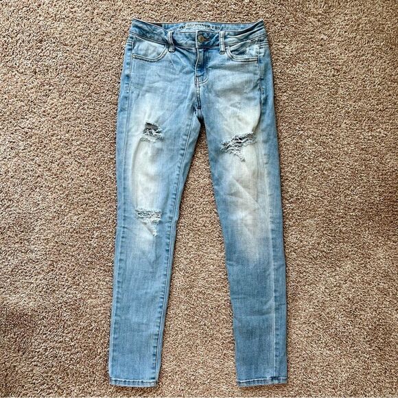 American Eagle Distressed Jegging Jeans - Picture 1 of 15
